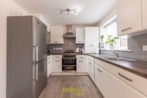 kitchen- click for photo gallery